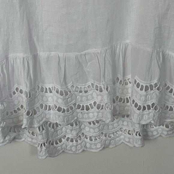 Valentina Naldi 100% Linen White Ruffled Eyelet Sleeveless Blouse Top Size Small - Picture 4 of 9